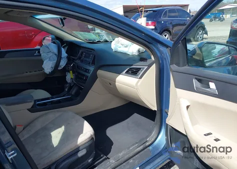 2015 Hyundai Sonata Se from USA, damaged, VIN 5NPE24AF0FH151779